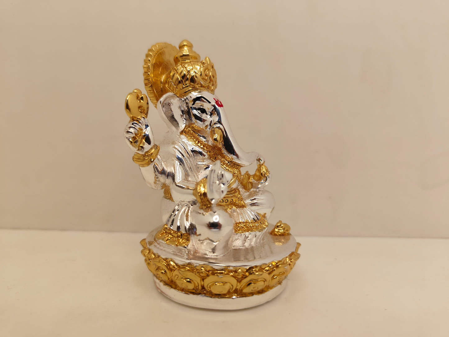 Gold and Silver Plated Lord Ganesha: Divine Beauty in Gold and Silver