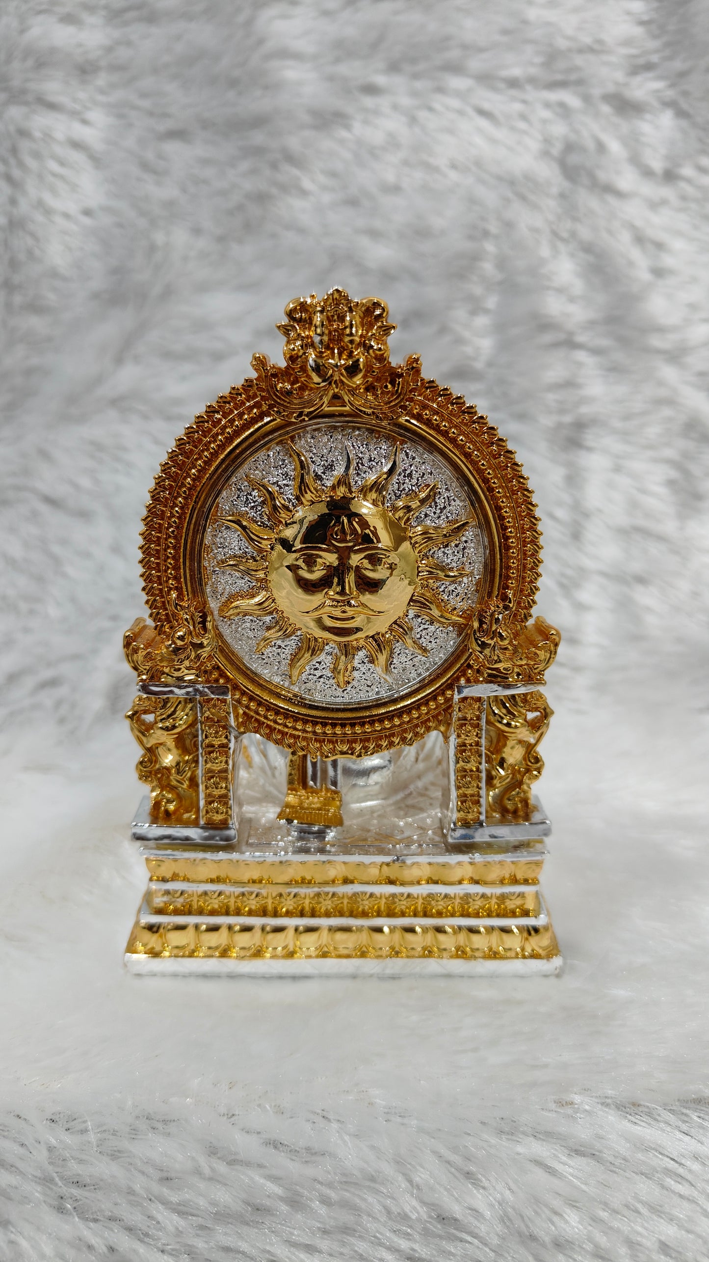 24K Gold and Silver Plated Maa Laxmi I Premium Quality Laxmi Statue I Laxmi Ji Murti I This stunning masterpiece stands at 5 inches in height and boasts a substantial weight of 400 grams